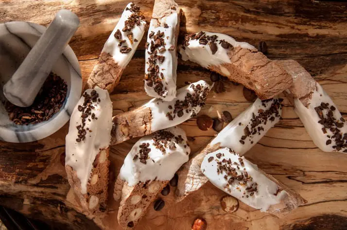 Italian-biscotti-with-espresso_hazelnuts_nutella-and-white-chocolate