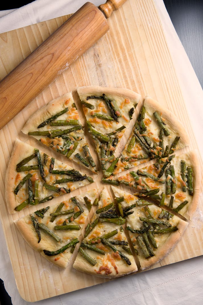 asparagus-pizza